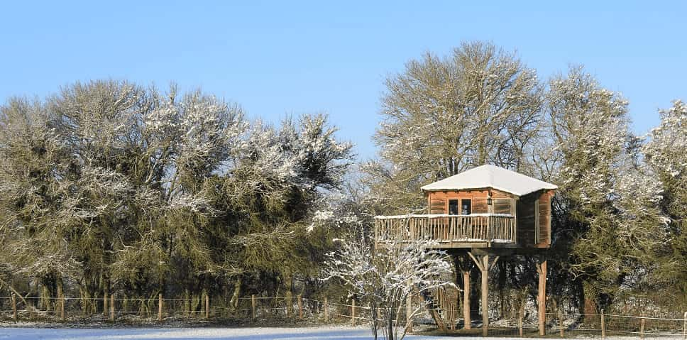 location gite insolite pour Noël, cabane, roulotte, yourte