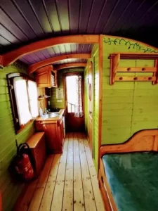 roulotte-vacances-en-famille-cocooning-noel-05