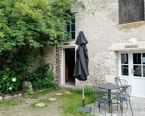 Vue extérieure de la Suite Familiale en saison estivale