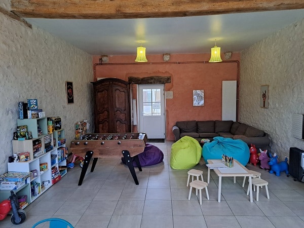 salle de jeux dans le camping