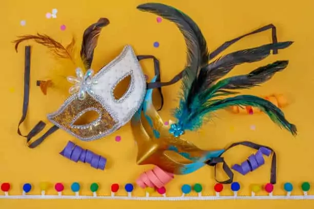 masques à plumes
