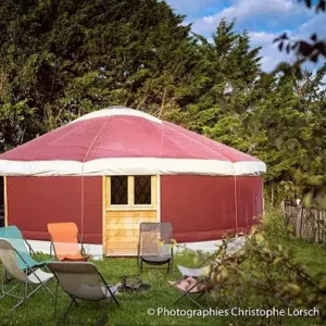 feu de camp devant la yourte