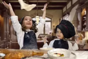 on fait la cuisine, des crêpes, une animation vacances gratuite de Family Ecolodge Puisaye