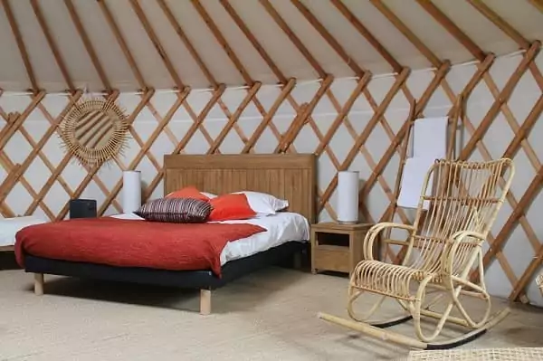 la grande yourte, un hébergement idéal pour offrir des vacances en carte cadeau