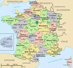 carte de la France et situation de Family Ecolodge Puisaye en France, entre Bourgogne et Centre Val de Loire
