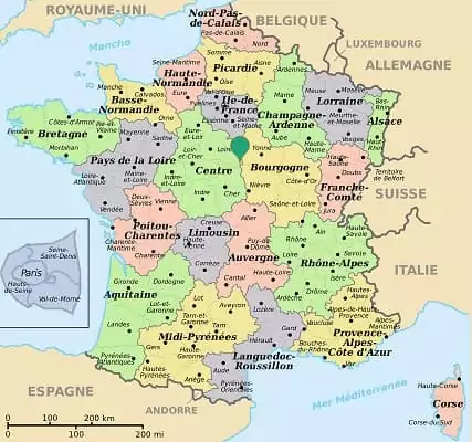 carte de la France et situation de Family Ecolodge Puisaye en France, entre Bourgogne et Centre Val de Loire