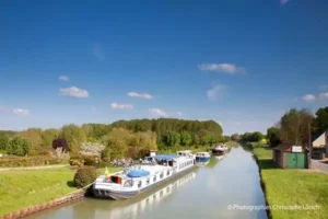 Les canaux du Loiret en Centre Val de Loire et de la Puisaye