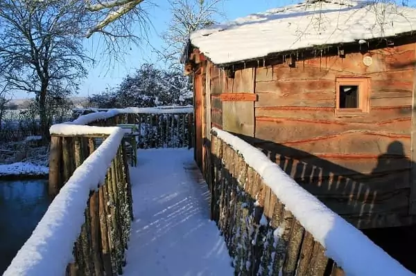 la cabane Libellule, lieu de vos retrouvailles de Noël en famille