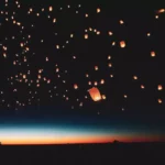 lancer de lucioles pendant les fêtes de Noël