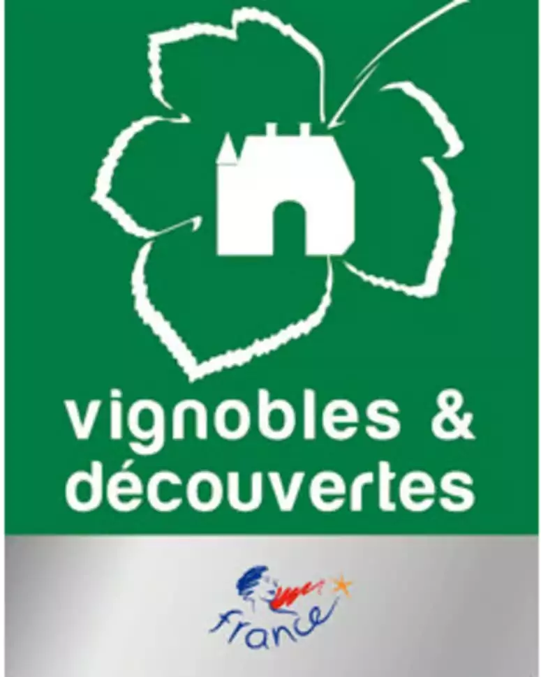 le logo du label national Vignobles et Découvertes