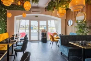 salle du Quai 22 à Gien : restaurant en bord de Loire